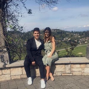 Meet your Posher, Caitlin